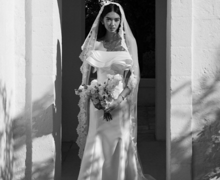 abito da sposa elegante con velo in pizzo sposa reale matrimonio mare Roma atelier Il Giardino Fiorito delle Spose