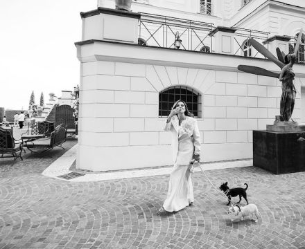Madre della sposa con abito couture Il Giardino Fiorito delle Spose a Villa Miani Roma