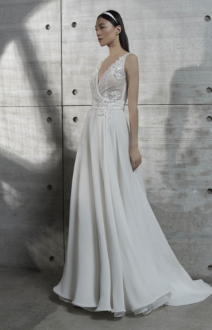 abito in chiffon con corpino ricamato