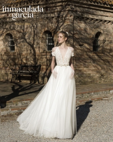 abito da sposa gonna in tulle leggero e corpino con pizzo tridimensionale